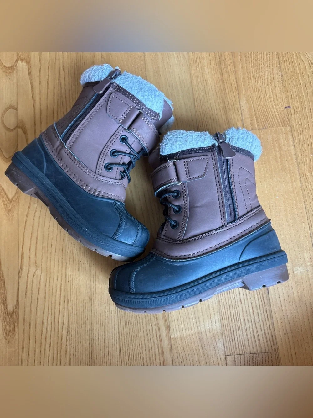 Cat & Jack Toddler snow boots Journey waterproof brown Black Winter Boys Size 8